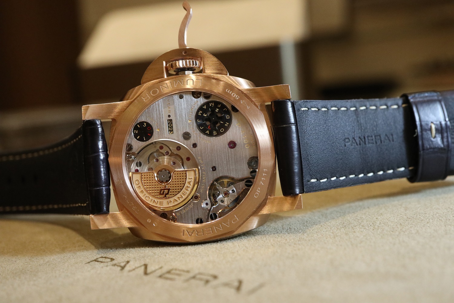 ルミノール_パーペチュアル カレンダー_ ゴールドテック_PAM00742_パネライ_PANERAI