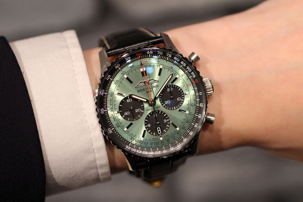 breitling_ブライトリング_navitimer_ナビタイマー_B01_chronograph_クロノグラフ_43_AB0138241L1P1_ 