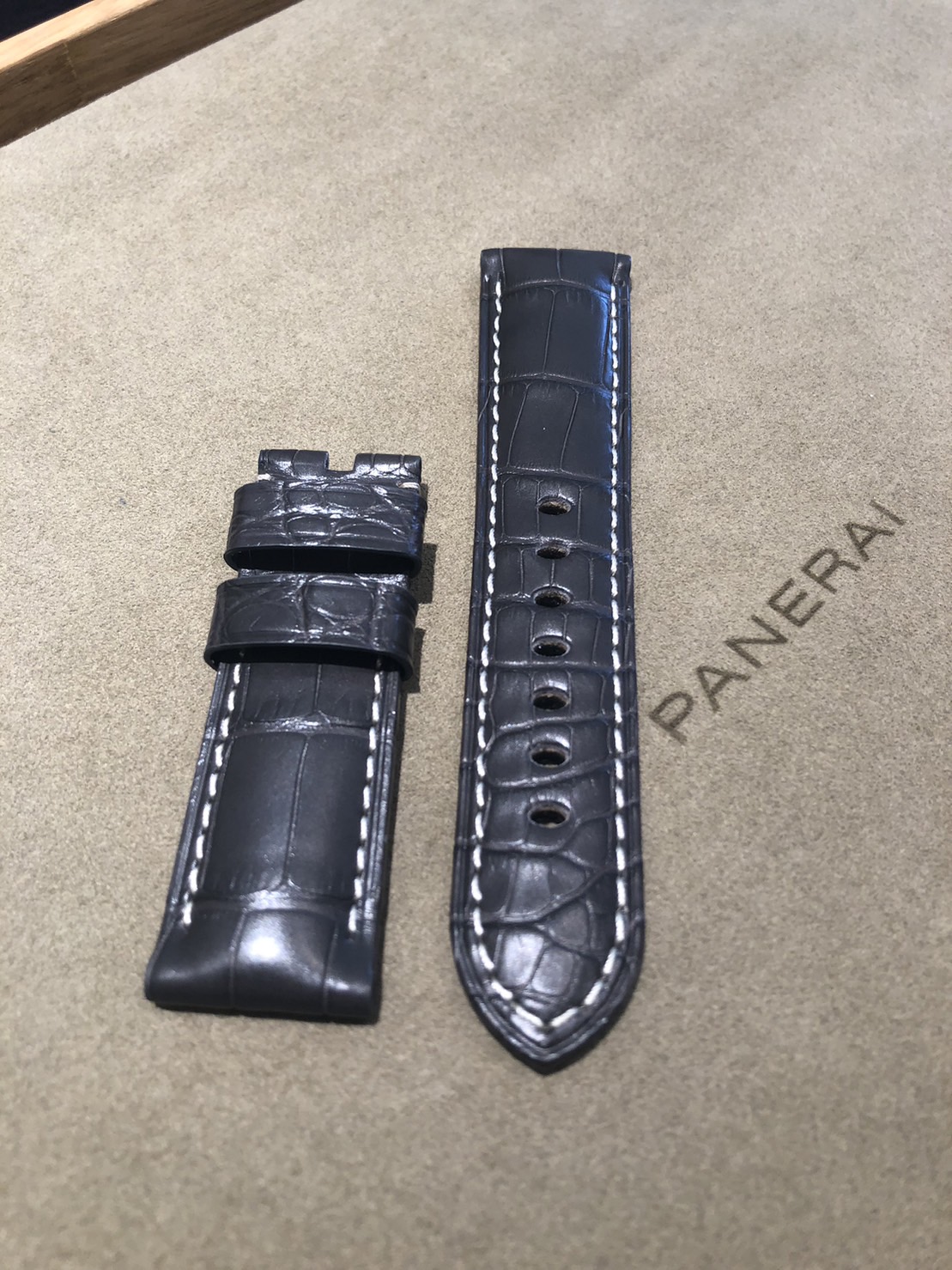 PANERAI パネライ 24mm 尾錠用 アリゲーター ベルト ストラップ