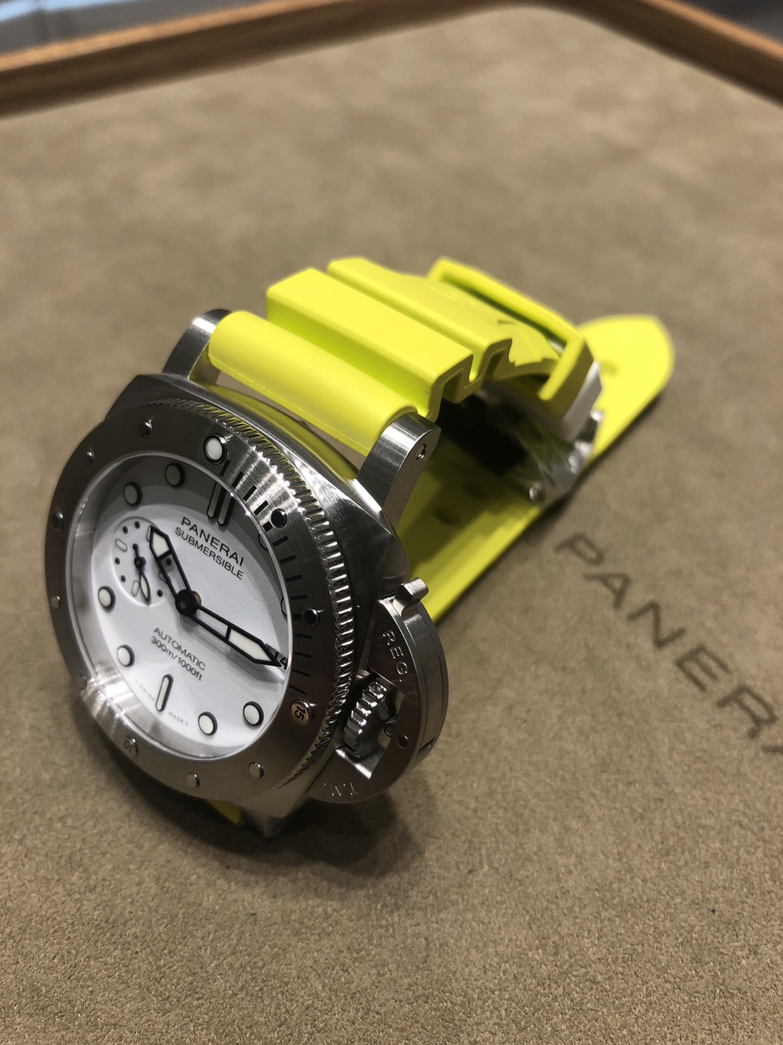 PANERAI_パネライ_strap_アコーディオンラバーイエロー