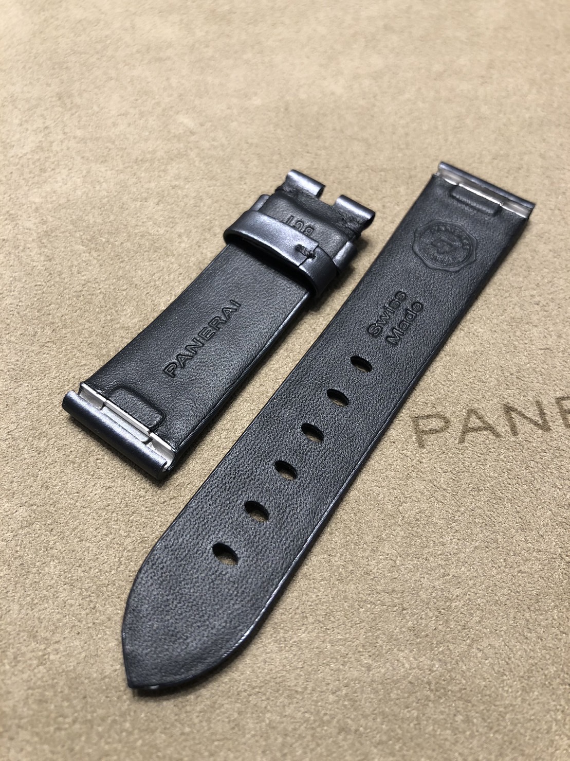 PANERAI_パネライ_strap_サテンアンスラサイト