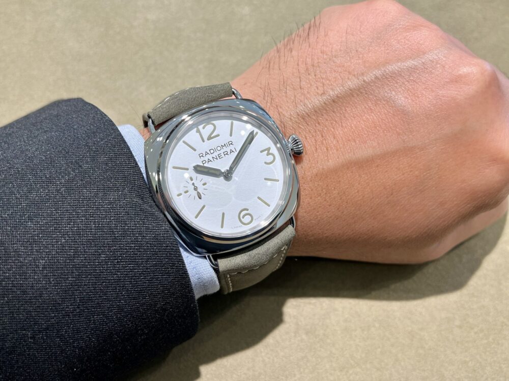 PANERAI_PAM01384_ラジオミール_白文字盤_手巻き_三針