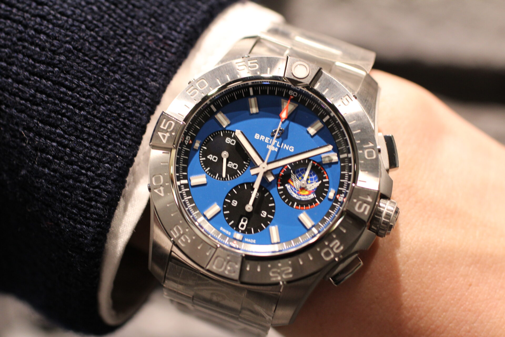 breitling_ブライトリング_avenger_アベンジャー_B01_chronograph_クロノグラフ_44_blueinpulse_ブルーインパルス_AB01472A1C1A1_