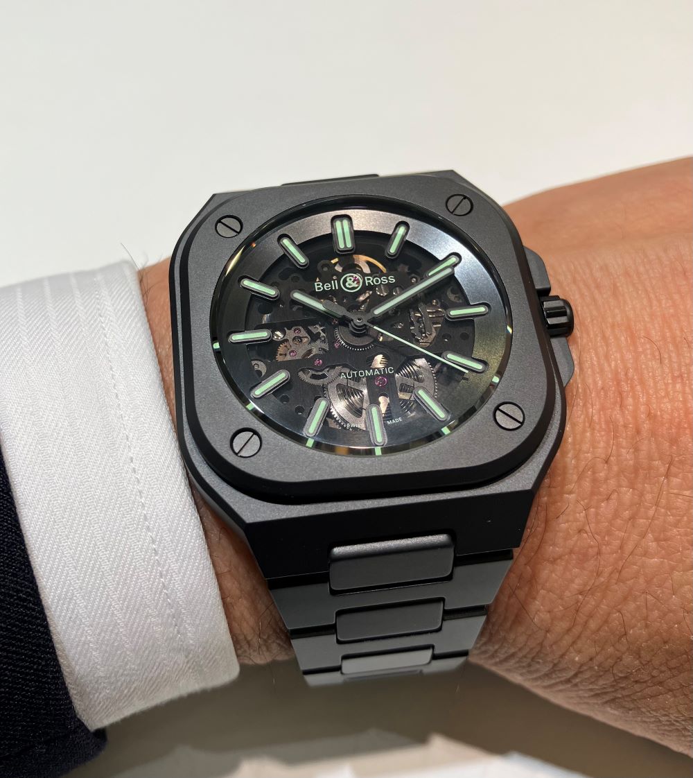 bell&ross_ベルアンドロス_BR05-skeleton-black-lum-ceramic_BR05A-BLM-SKCE/SCE