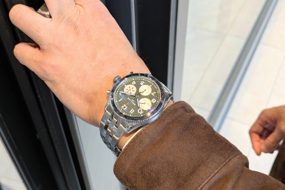 ブライトリング_breitling_クラシック アヴィ クロノグラフ 42 カーチス ウォーホーク_A233802A1L1A1
