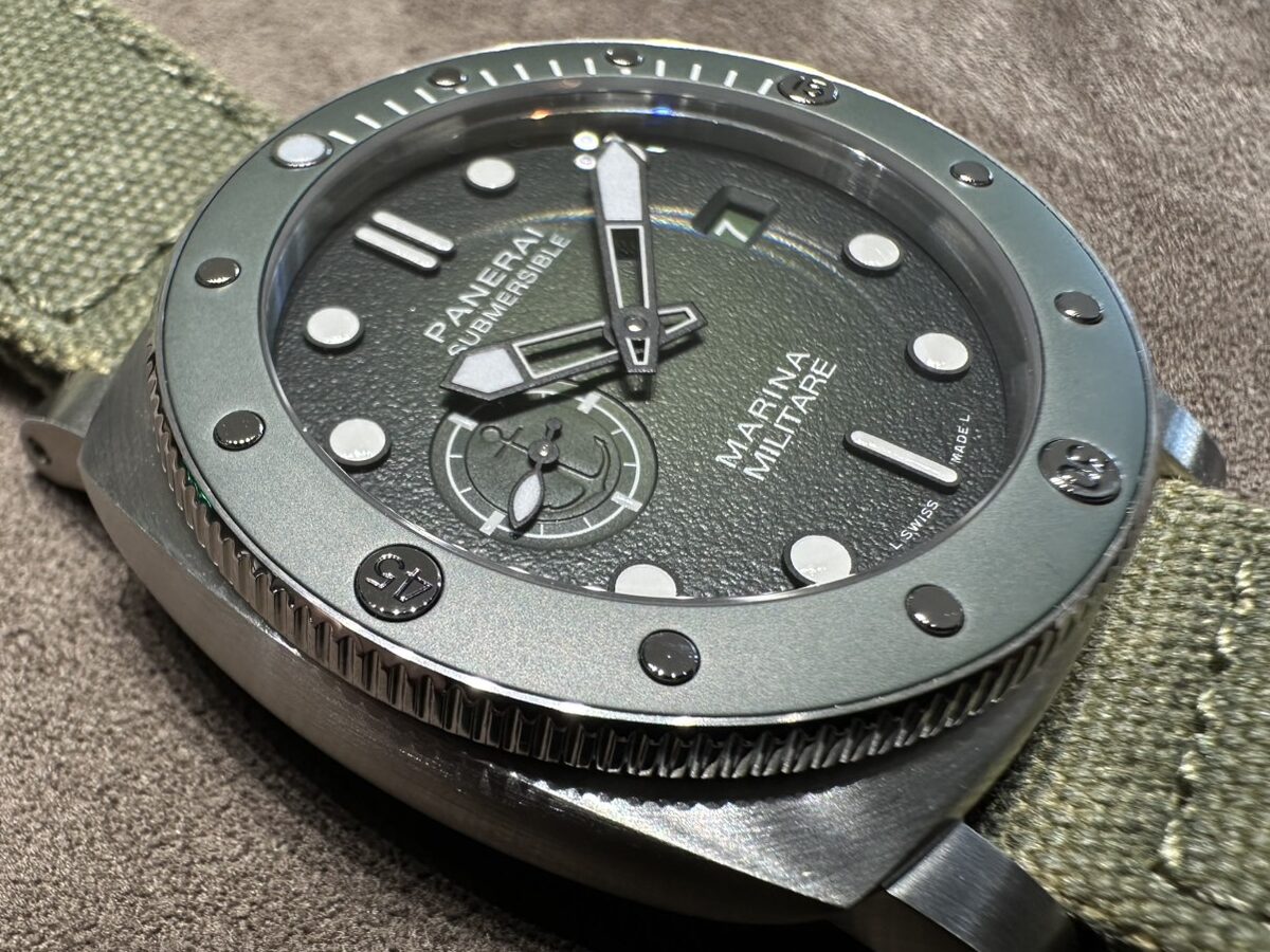 panerai_pam01697_サブマーシブル_マリーナミリターレ-44mm_2025年新作