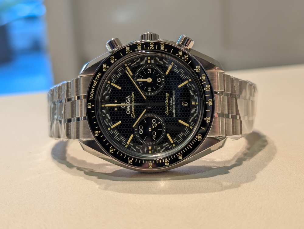オメガ_スピードマスター スーパーレーシング_329.30.44.51.01.003