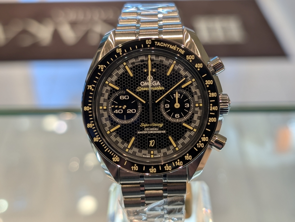 オメガ_スピードマスター スーパーレーシング_329.30.44.51.01.003