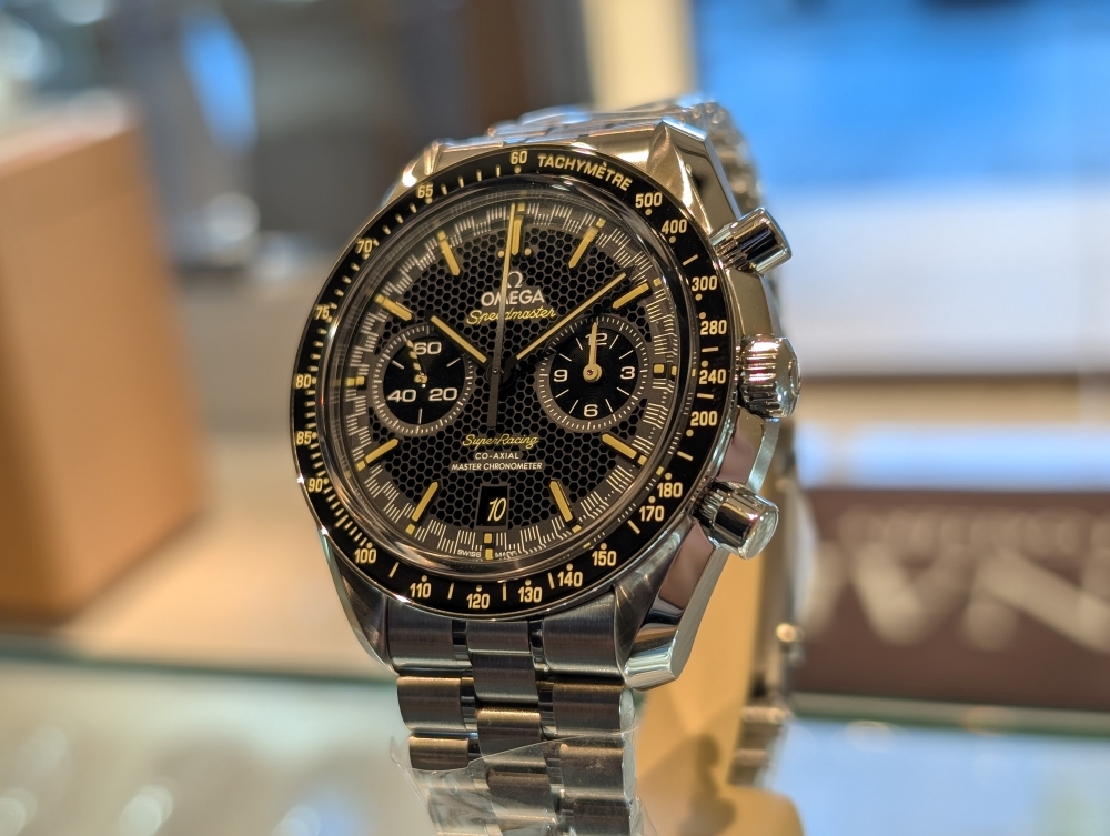 オメガ_スピードマスター スーパーレーシング_329.30.44.51.01.003