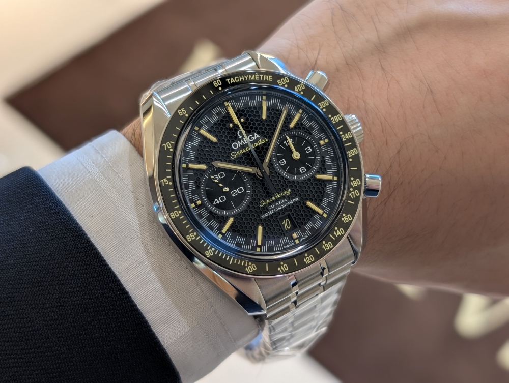 オメガ_スピードマスター スーパーレーシング_329.30.44.51.01.003