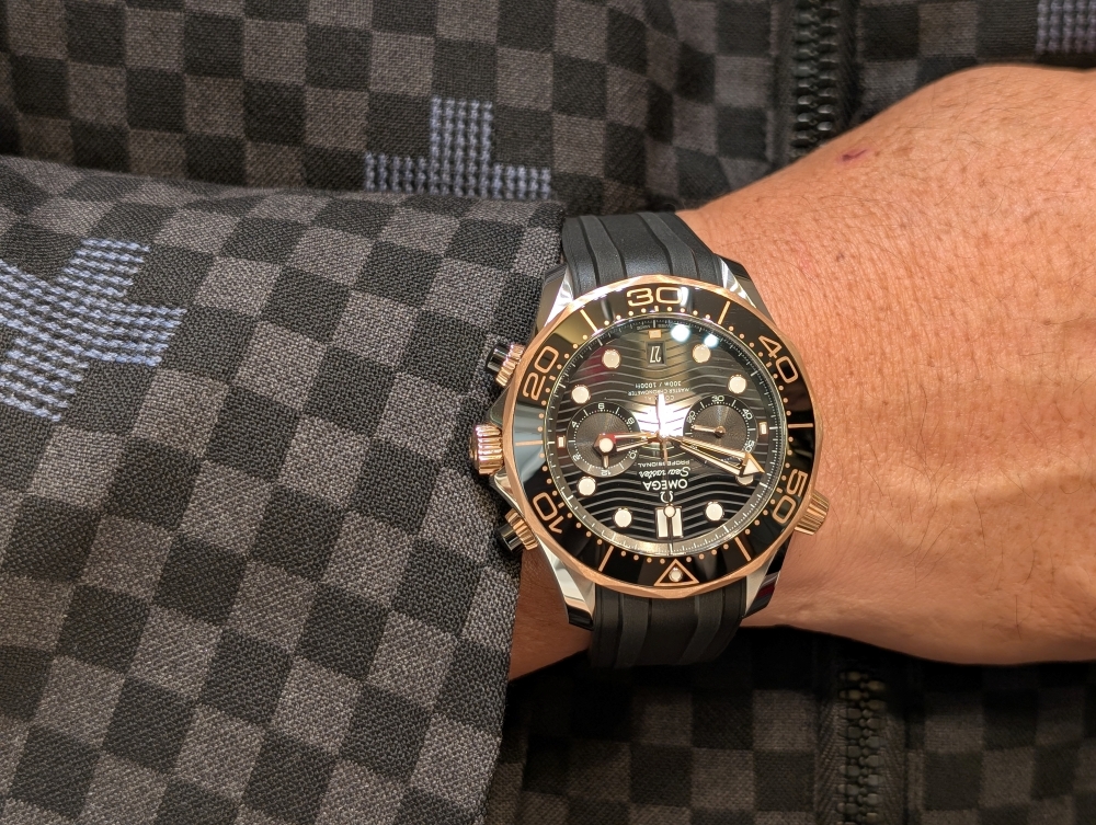 オメガ_ダイバー 300M マスタークロノメーター クロノグラフ 44mm_210.22.44.51.01.001