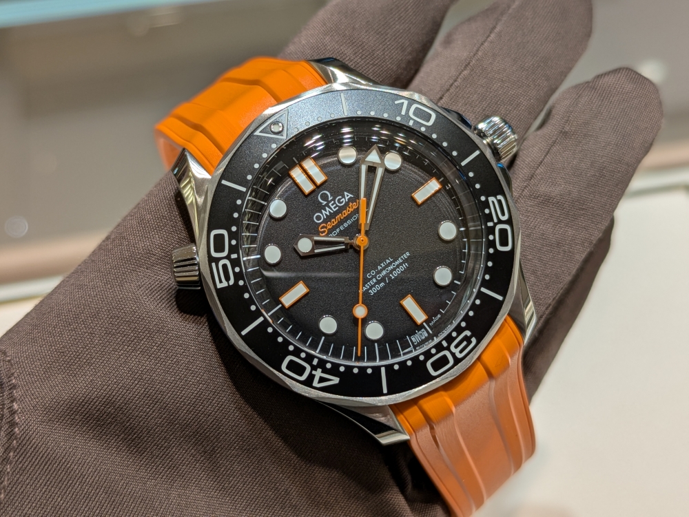 オメガ_シーマスター ダイバー300M_210.32.42.20.01.006