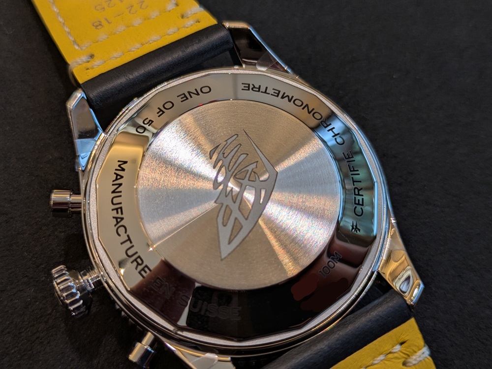 ブライトリング_クラシック アヴィ クロノグラフ 42 室屋義秀 リミテッド_A233804A1C1X1