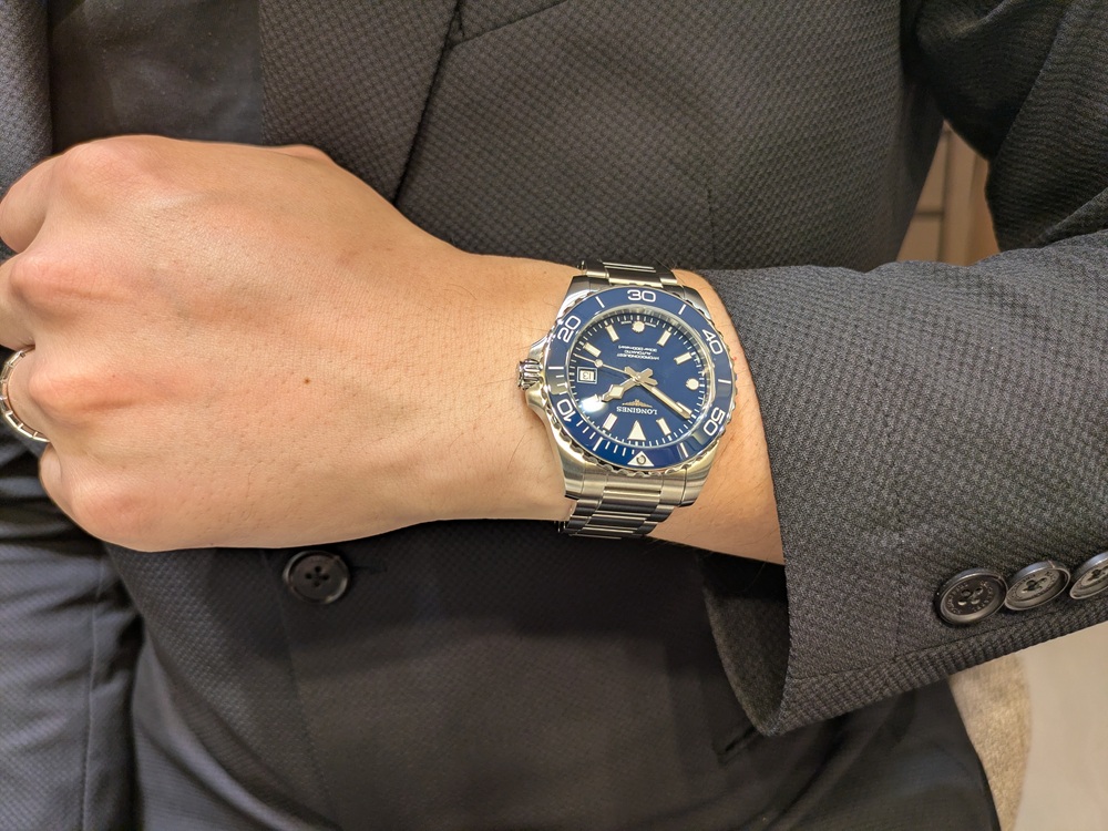 ロンジン_ハイドロコンクエスト39mm_L3.779.4.96.6