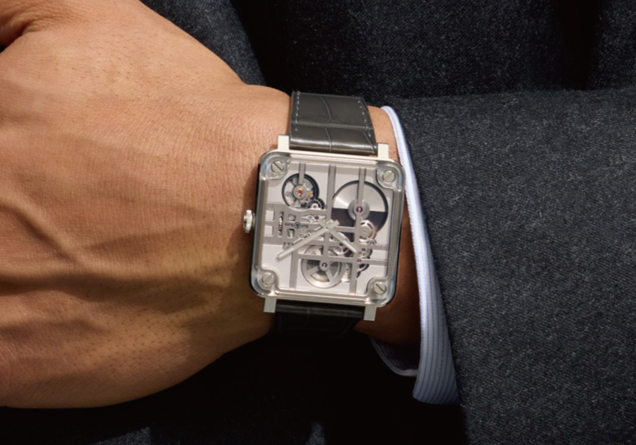 【究極の平面美】ベル＆ロス「BR-X3 マイクロローター」――幾何学と機械が融合した、99人だけが所有できる「腕に乗せる建築」【Bell＆Ross】