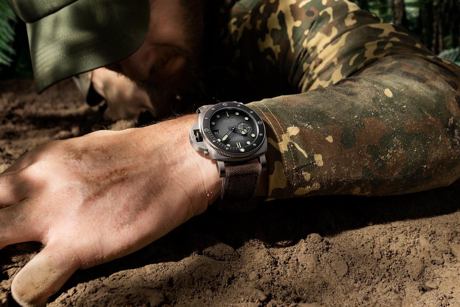 panerai_PAM01738_2026new_submersible_Navy SEALs