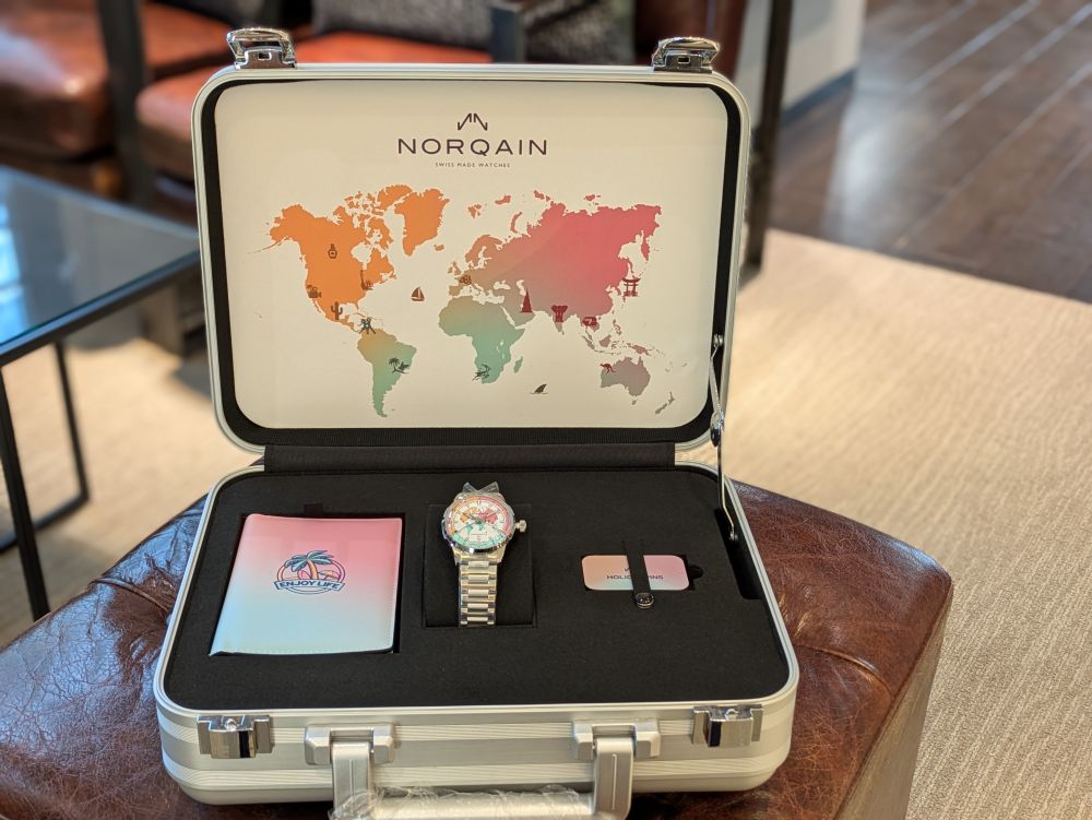 N2100.22S02.W01 Freedom GMT Enjoy Life "Holiday" Limited Edition